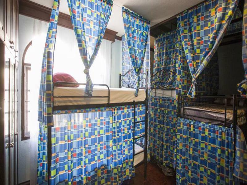 Mad Cow Hostel Bangkok Extérieur photo
