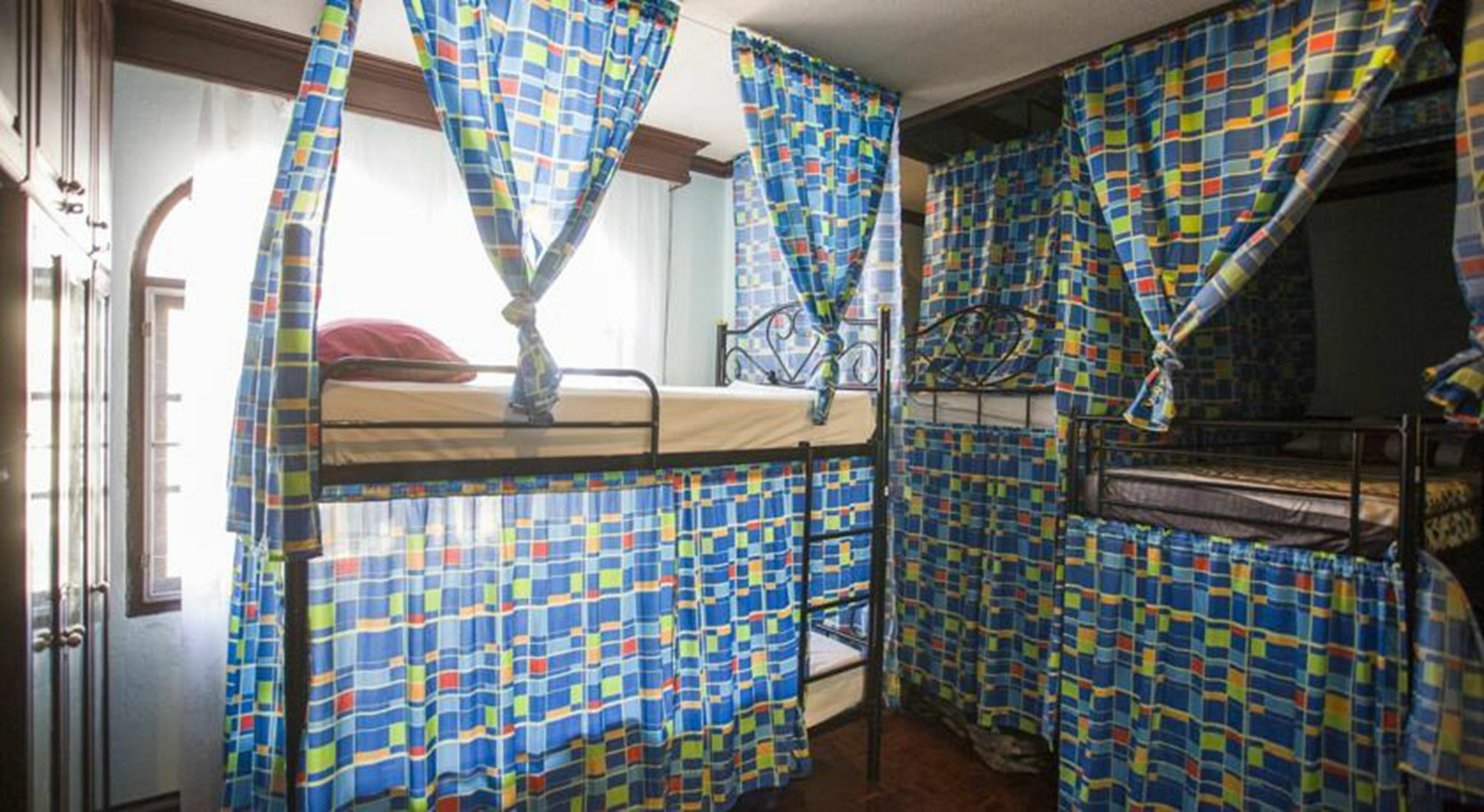 Mad Cow Hostel Bangkok Extérieur photo