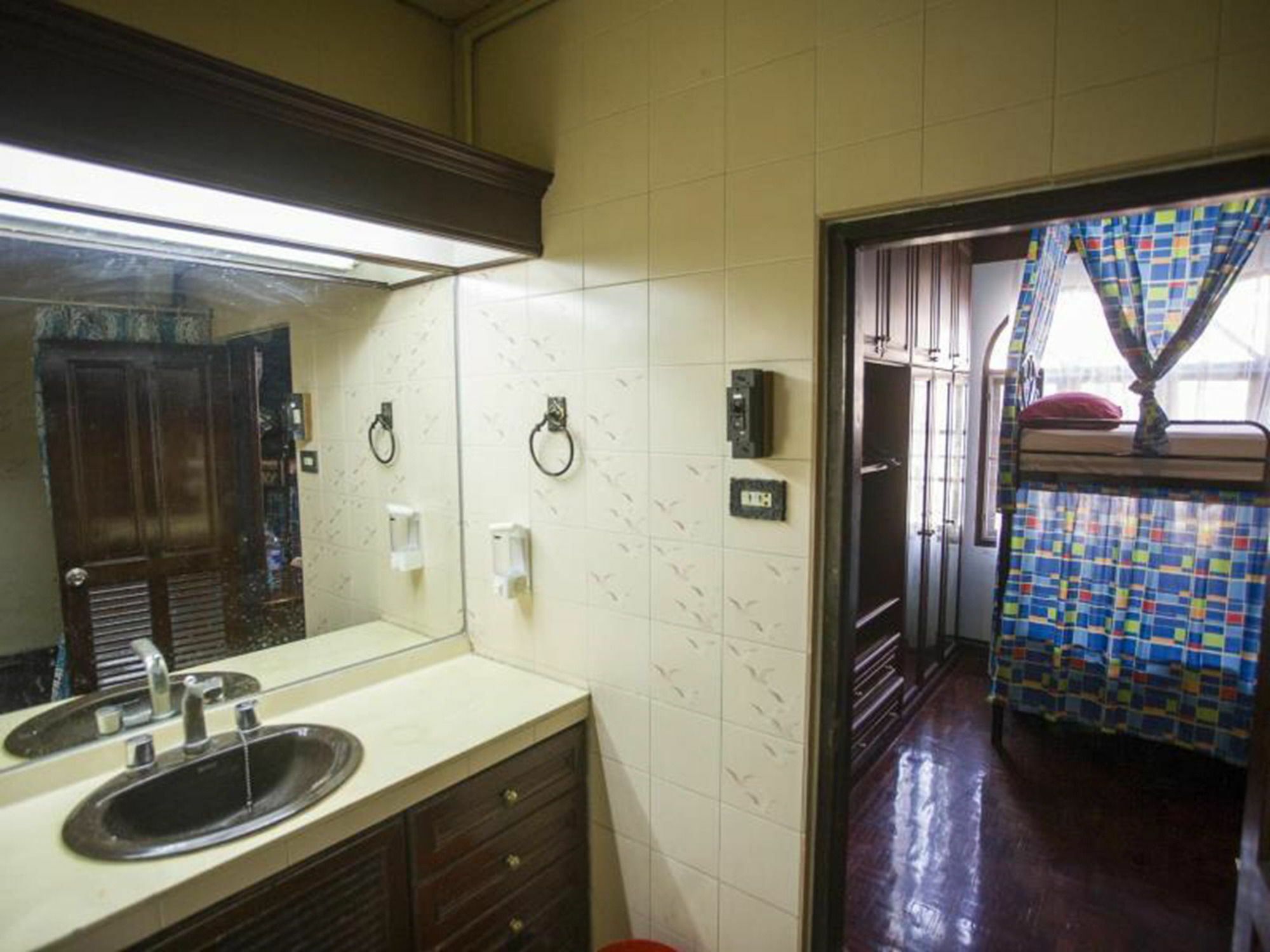 Mad Cow Hostel Bangkok Extérieur photo